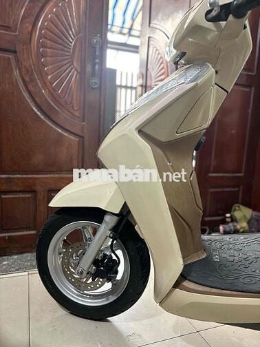 Honda Lead 2013 Vàng kem