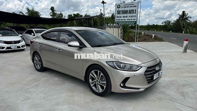 Hyundai Elantra 2.0 AT 2018 Vàng cát