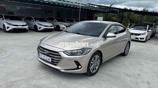 Hyundai Elantra 2.0 AT 2018 Vàng cát