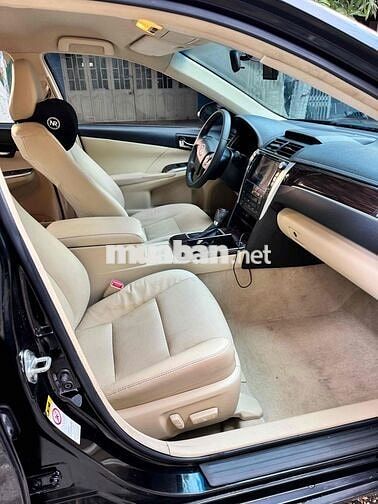 Toyota Camry 2.0E 2018 87.000 km Đen