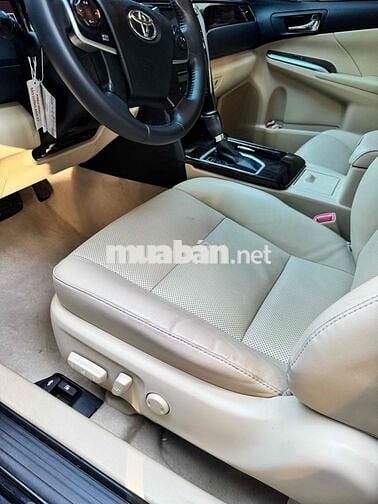 Toyota Camry 2.0E 2018 87.000 km Đen