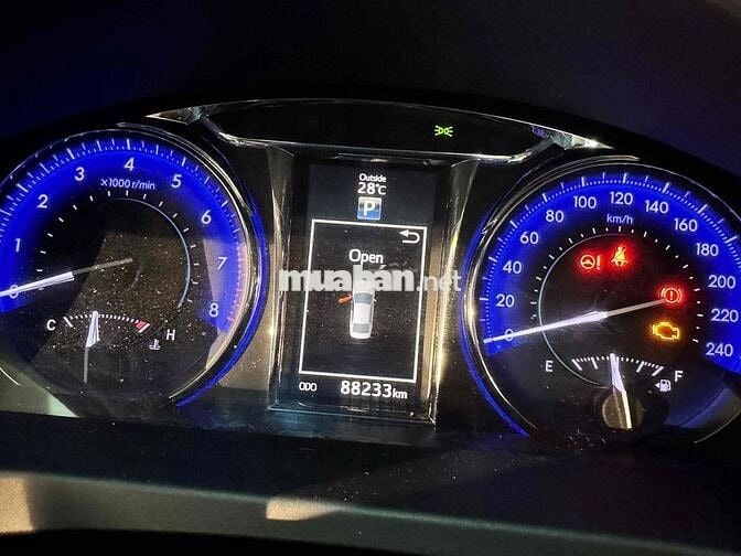 Toyota Camry 2.0E 2018 87.000 km Đen