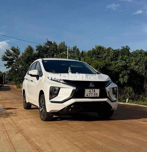 Mitsubishi Xpander 7 chỗ số sàn Trắng