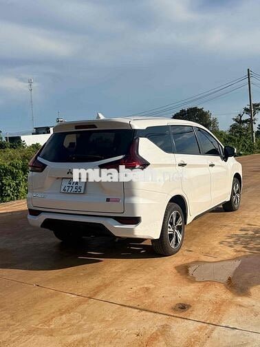 Mitsubishi Xpander 7 chỗ số sàn Trắng