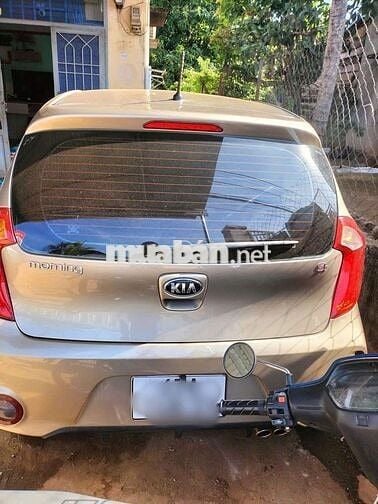 Kia Morning 5 chỗ màu Vàng cát