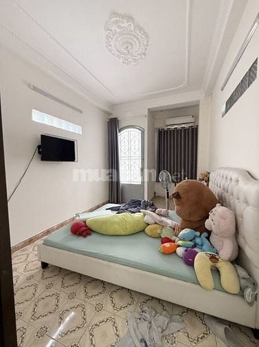 NGUYỄN VĂN CỪ QUẬN 5, 5 TẦNG 3PN, HẺM THẲNG SẠCH ĐẸP, HƠN 5T
