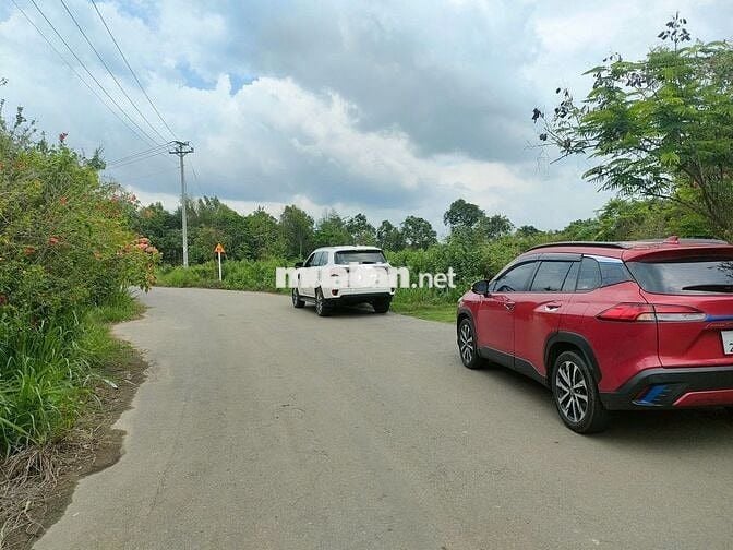 Bán lô đất thổ cư 218m2 lô góc 2 mặt tiền đường nhựa, sát Quốc lộ 20