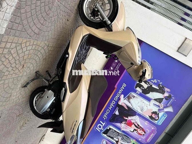 Honda Vision Vàng kem Rất mới