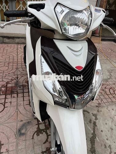 Honda Vision 2025 Trắng