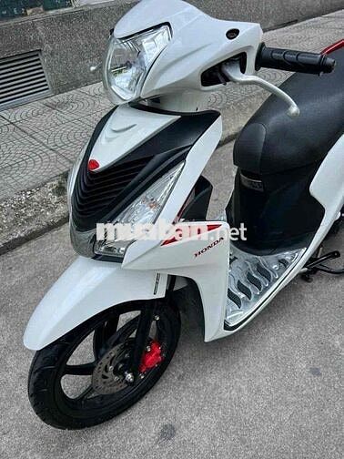 Honda Vision Trắng