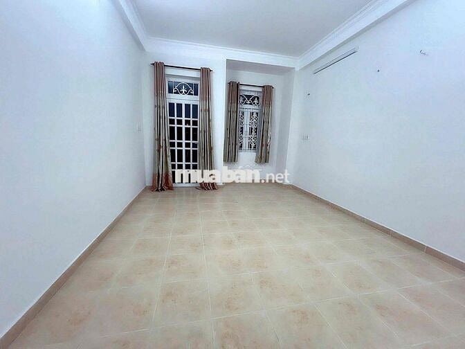 NHÀ 3 TẤM HẺM XE HƠI 4PN 5WC HẺM XE TẢI