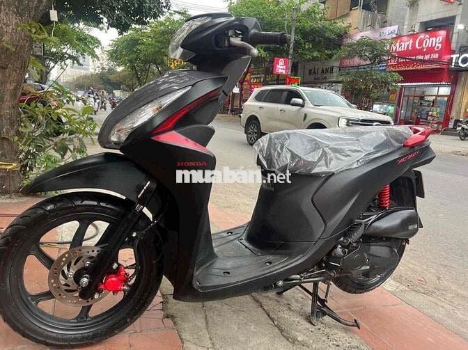 Honda Vision Đen