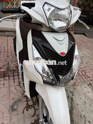 Honda Vision 2025 Trắng