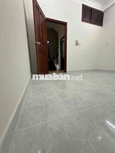 NHÀ 3 TẤM HẺM XE HƠI 4PN 5WC HẺM XE TẢI