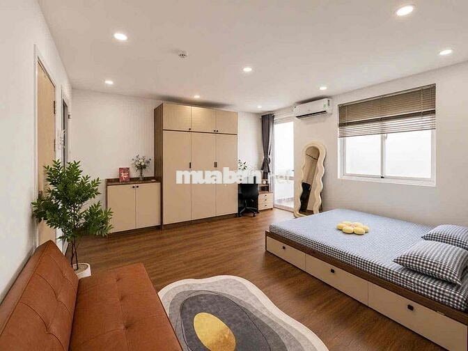 CHDV 1 phòng ngủ, thang máy, Nằm ngay q3, ban công thoáng mát, view xi