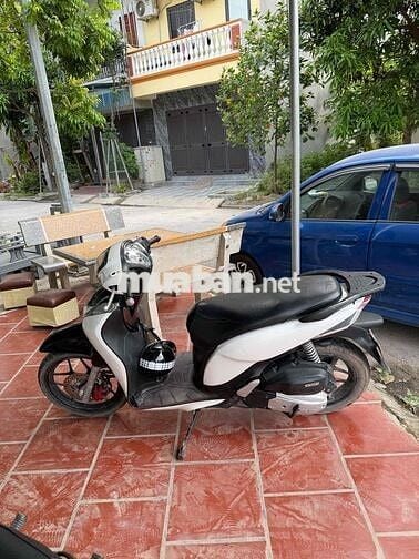 Honda SH Mode 2014 Trắng đen