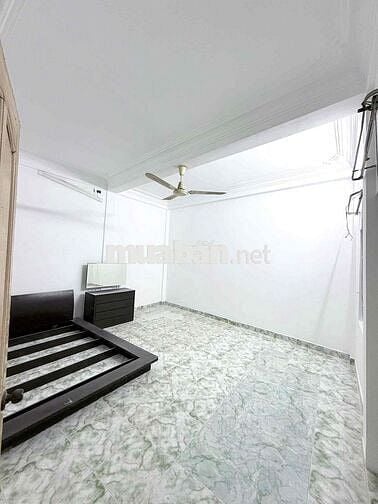 ‼️PHÒNG BAN CÔNG SIÊU RỘNG 35m2 NGAY LÊ VĂN SỸ, QUẬN 3‼️