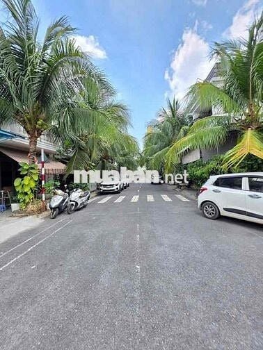Nhà Đã Hoàn Công KDC Đức Huy P.Đông Hoà