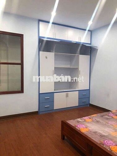 Bán nhà Duy Tân CG - phân lô sát phố - 5 tầng - ôtô tránh - kinh doanh