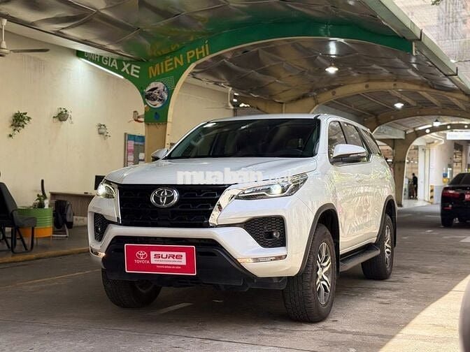 Fortuner 2.7V 2025 - Lướt 12.048 km - Còn Giảm