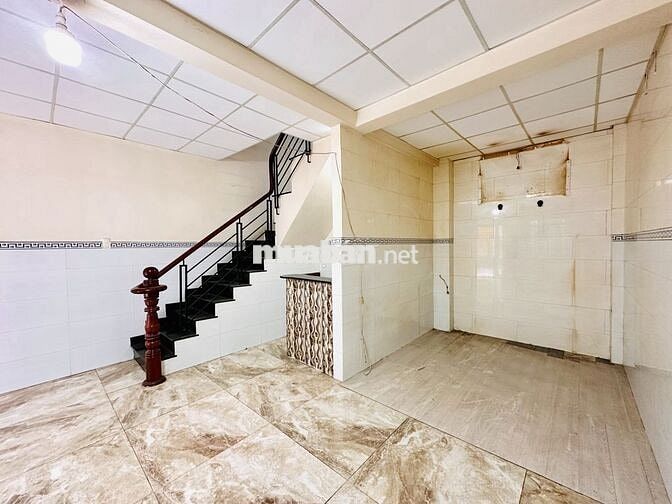 MẶT TIỀN GIÁ NGON. ĐS 4, GV - HXT -NỞ HẬU - ĐƯỜNG XÁ ĐÔNG CHỈ 4T65 TL