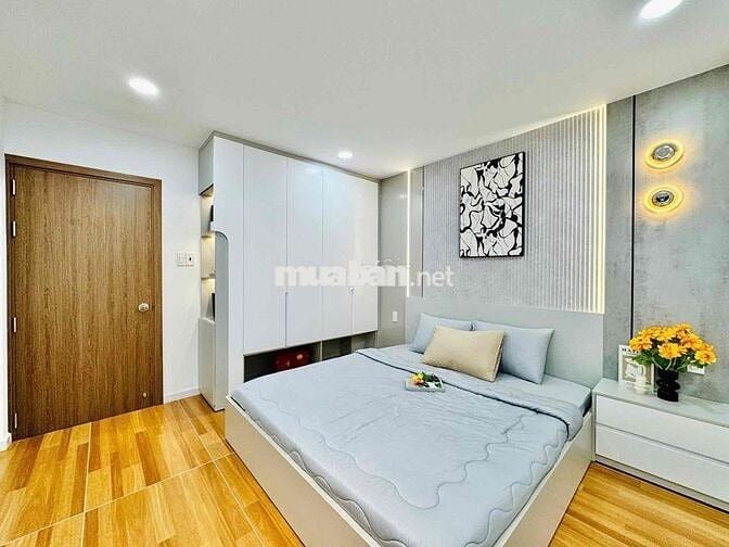 SIÊU PHẨM NHÀ ĐẸP GẦN MẶT TIỀN CÓ SÂN  ĐỂ XE RỘNG RÃI SÂN THƯỢNG  CHIL