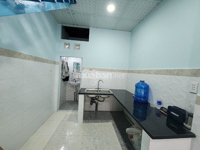 Cho Thuê Nhà Nguyên Căn,2 sẹt, xe 4 chỗ ngay cổng.Tổng sử dụng 42m2 
