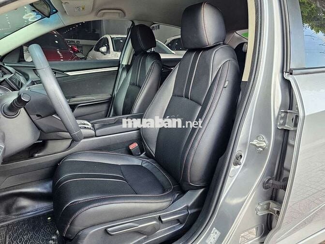 Honda CIVIC 1.8 E 2019 odo 7 vạn