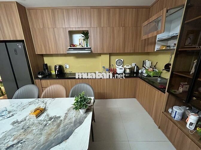 Nhà Nguyên Căn Mặt Tiền Trưng Nữ Vương Đẹp | Mới | Full Nội Thất