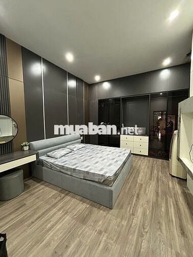 Nhà Nguyên Căn Mặt Tiền Trưng Nữ Vương Đẹp | Mới | Full Nội Thất