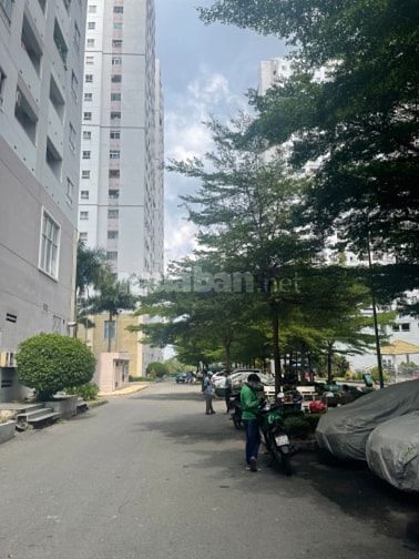 Bán căn hộ 55m2 HQC Plaza sổ hồng sang tên ngay, giá 1.5tỷ