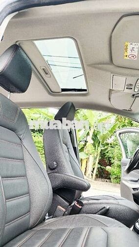Ford EcoSport Titanium Trắng Số tự động