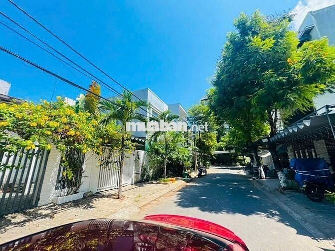 Bán đất mặt tiền đường Dương Trí Trạch ngang 5m - 10tỷ6.