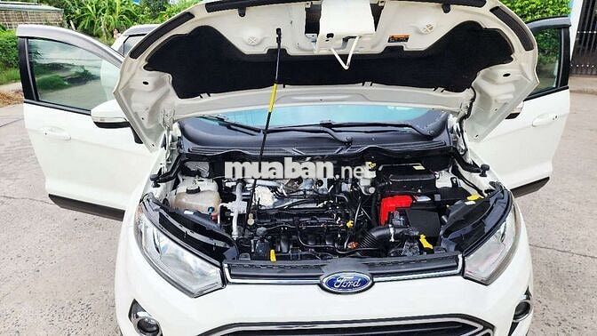Ford EcoSport Titanium Trắng Số tự động