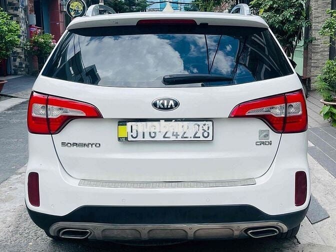 Sorento 2016 bản DATH full đồ chơi cao cấp.