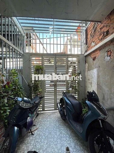 CHO THUÊ CĂN NHÀ NGUYÊN CĂN - 2 TẦNG - 3PN - Dt 3x17 BTCT KIÊN CỐ
