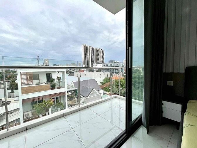 Cho Thuê Căn Hộ 1 Phòng Ngủ Đường Thành Thái Quận 10 Gần Vạn Hạnh Mall