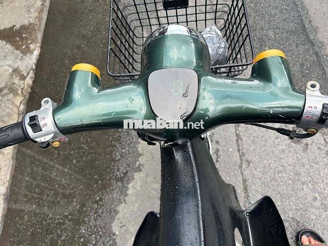 Honda Cub 50 Xanh rêu