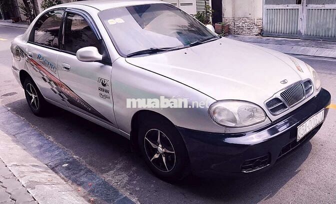 xe 5 chổ đẹp cần bán gấp