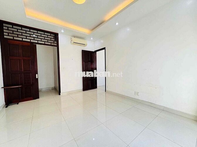 HIÊM CÓ CĂN HỘ BAN CÔNG 1PN 70m2 FULL TIỆN NGHI NGAY UNG VĂN KHIÊM 10T