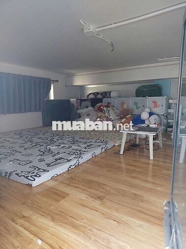 căn hộ dịch vụ ngay cạnh SPKT và đại học ngân hàng
