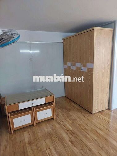 căn hộ dịch vụ ngay cạnh SPKT và đại học ngân hàng
