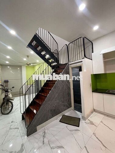 Nhà Hồng Bàng, 35m2, 3,6x10m, 2 Tầng, 2 PN, Hẻm xe hơi, giá chỉ 3 tỷ
