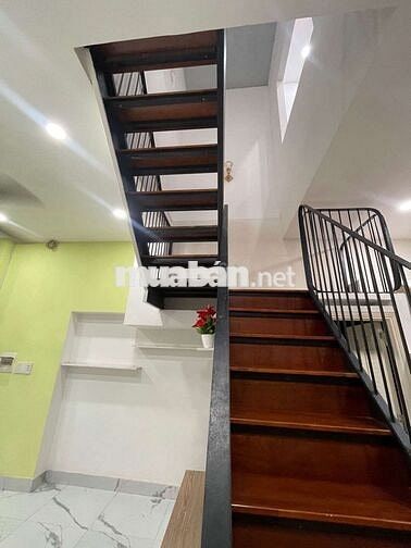 Nhà Hồng Bàng, 35m2, 3,6x10m, 2 Tầng, 2 PN, Hẻm xe hơi, giá chỉ 3 tỷ