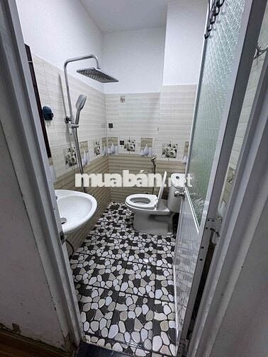 nhà 3 tầng 4pn 4wc hẻm 67 Nguyễn Thị Tú BHH B Bình Tân