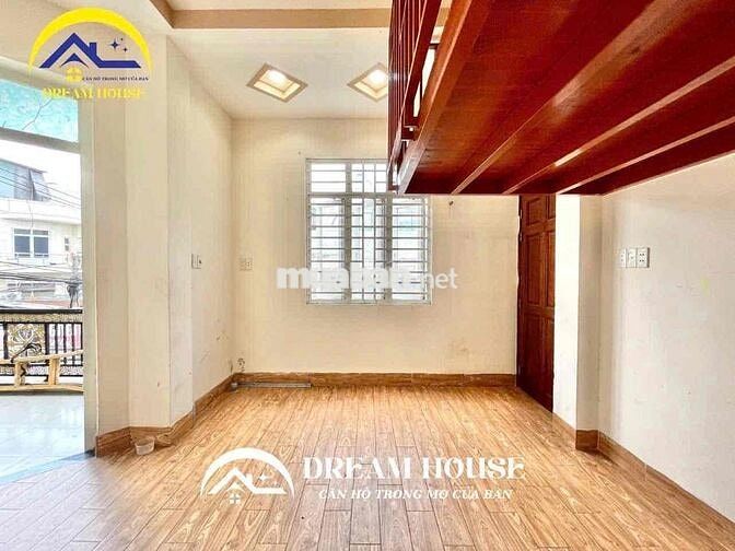 PHÒNG TRỌ CÓ GÁC BAN CÔNG RIÊNH TÁCH BẾP SẴN NỘI THẤT SIÊU RẺ