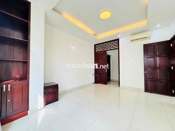 HIÊM CÓ CĂN HỘ BAN CÔNG 1PN 70m2 FULL TIỆN NGHI NGAY UNG VĂN KHIÊM 10T