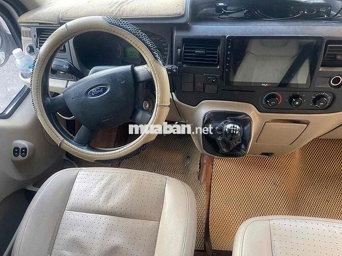 Ford Transit Luxury 2018 rin keng