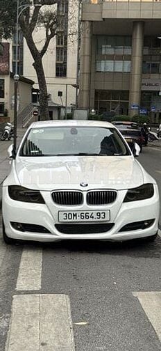 BMW 325i 2010 Trắng