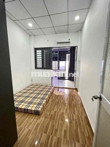 CHO THUÊ NGUYÊN CĂN NHÀ KHU CHỢ CAO ĐẠT Q5